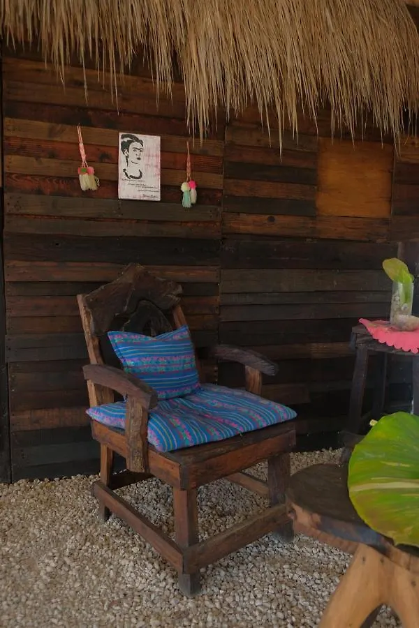Guest house Near Lake Hostal Bacalar