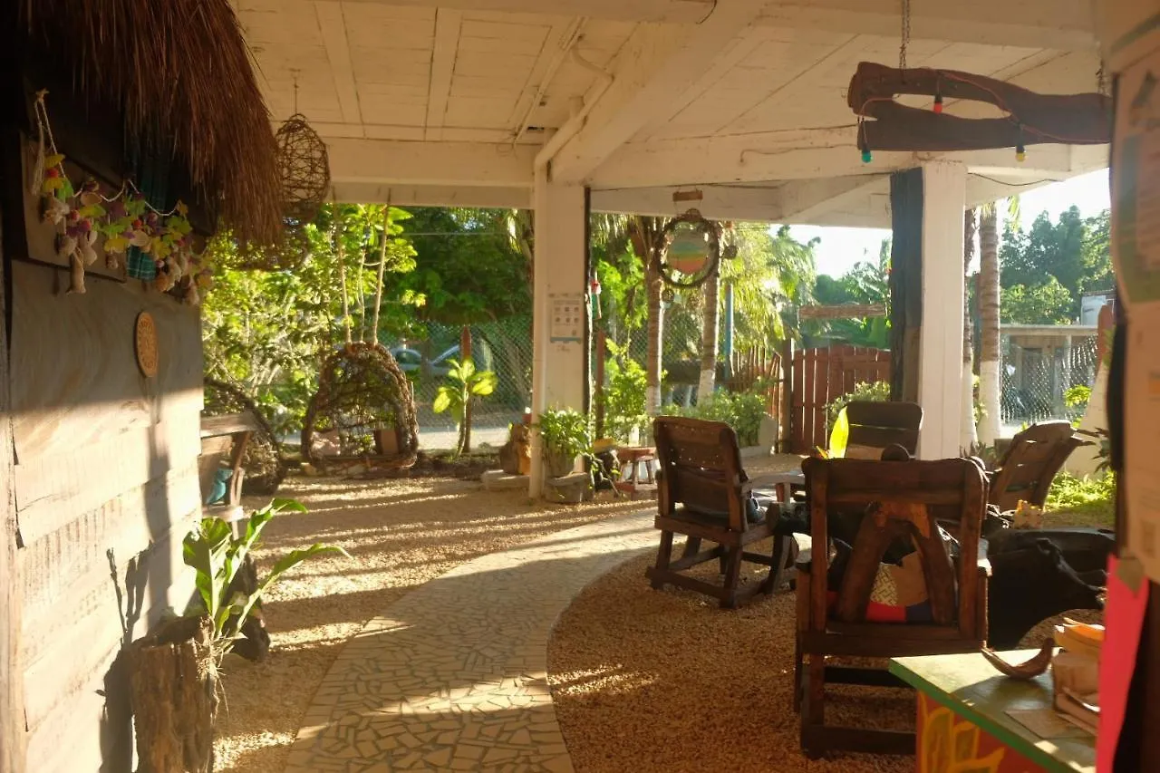 Guest house Near Lake Hostal Bacalar Mexico