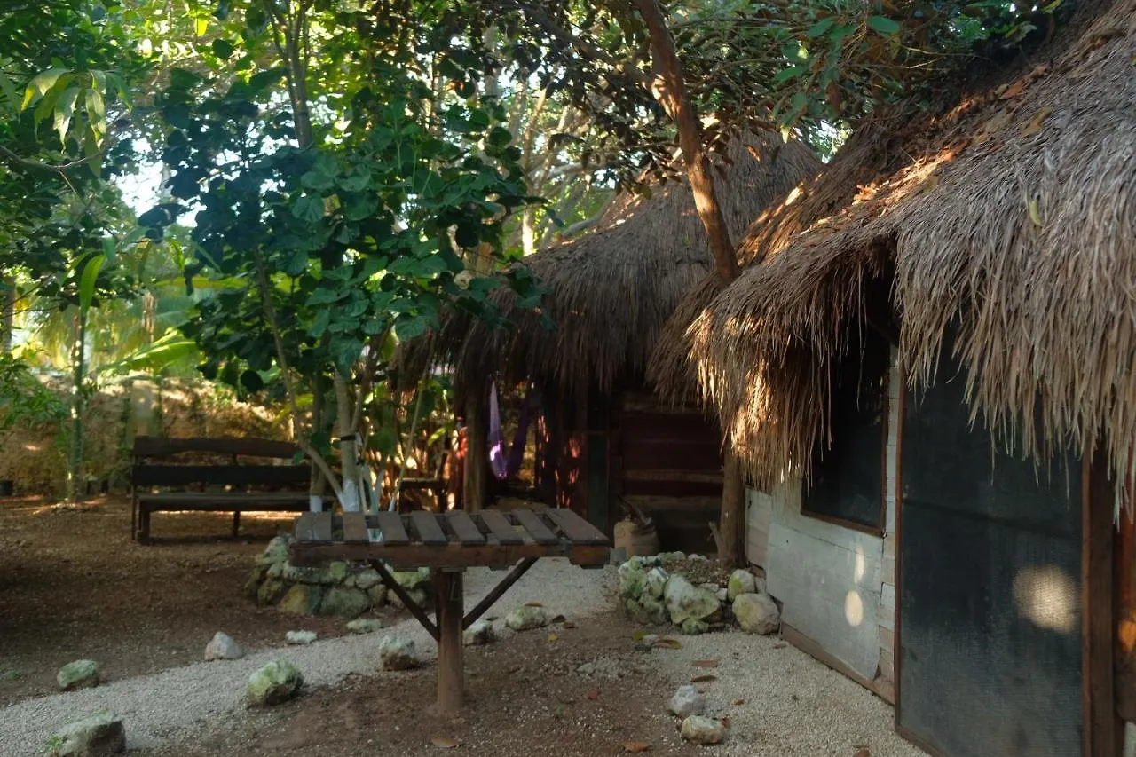 Guest house Near Lake Hostal Bacalar